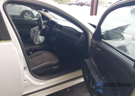 2016 Chevrolet Impala Limited Police z USA, uszkodzony, nr VIN 2G1WD5E38G1134356